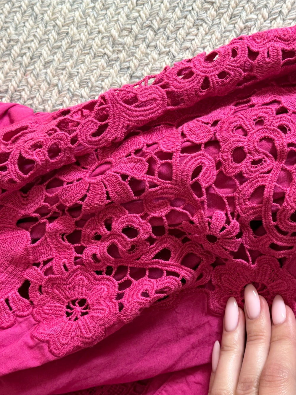 FARM Rio Fuchsia Embroidered Square-Neck Puff Sleeve Crop Top - Picture 5 of 6